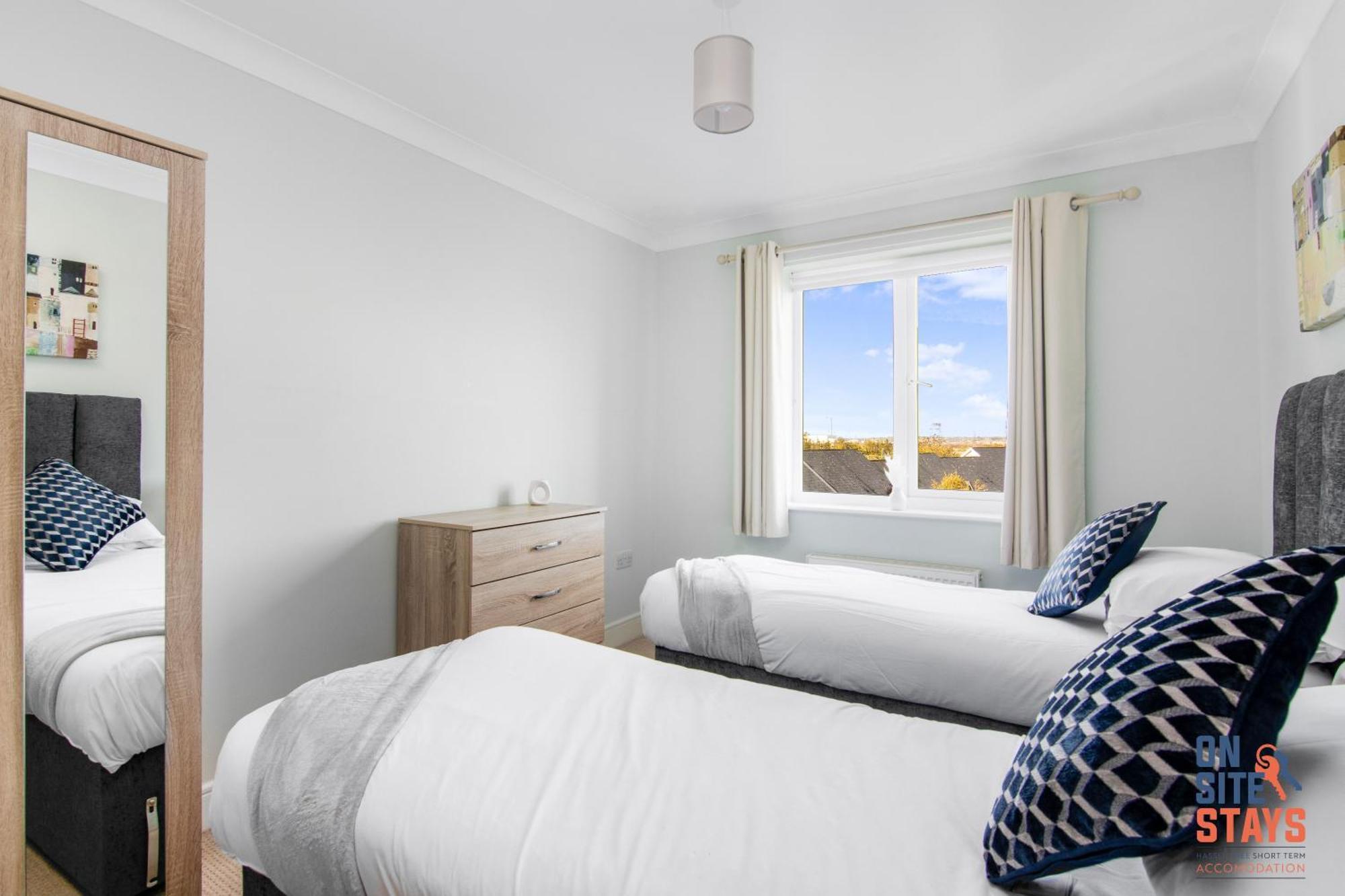 Onsitestays - Cosy 2-Bedroom Apartment With Free Parking, Wi-Fi & London Links Northfleet Exterior foto